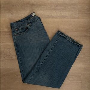 529 Levi's 04 low rise straight dark blue jeans